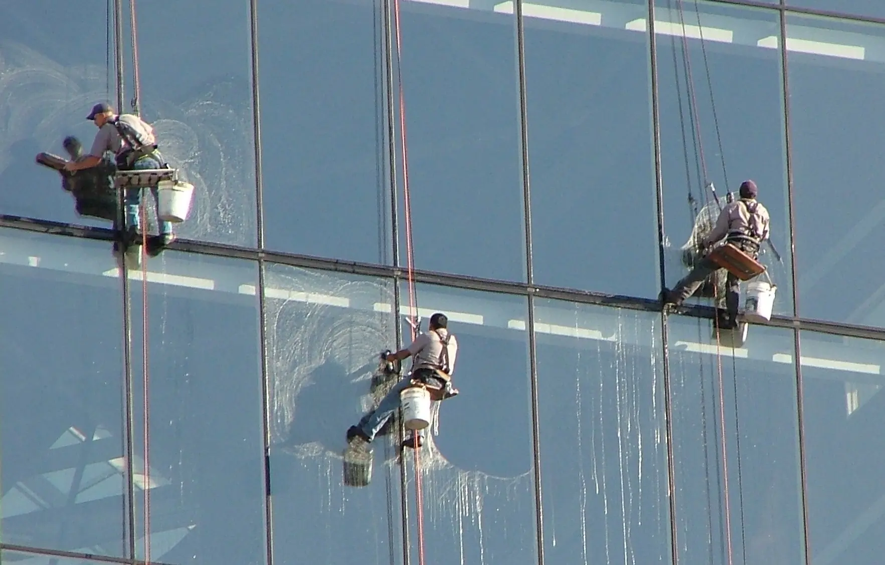 commercial building window cleaning