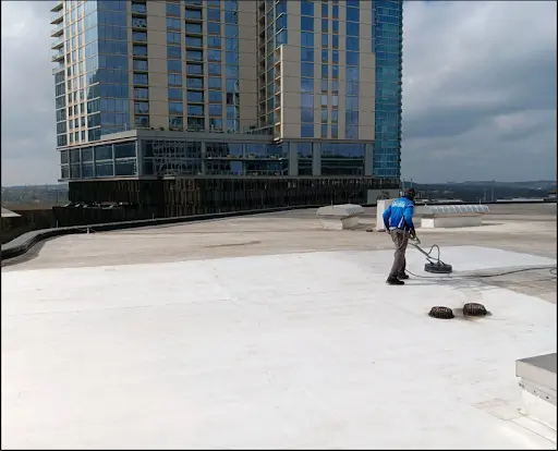 commercial roof cleaner